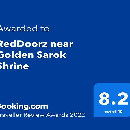 Отель Reddoorz Near Golden Sarok Shrine Калибо Экстерьер фото